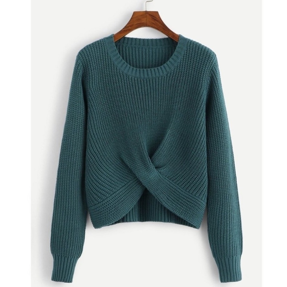 NEW Twist  Sweater